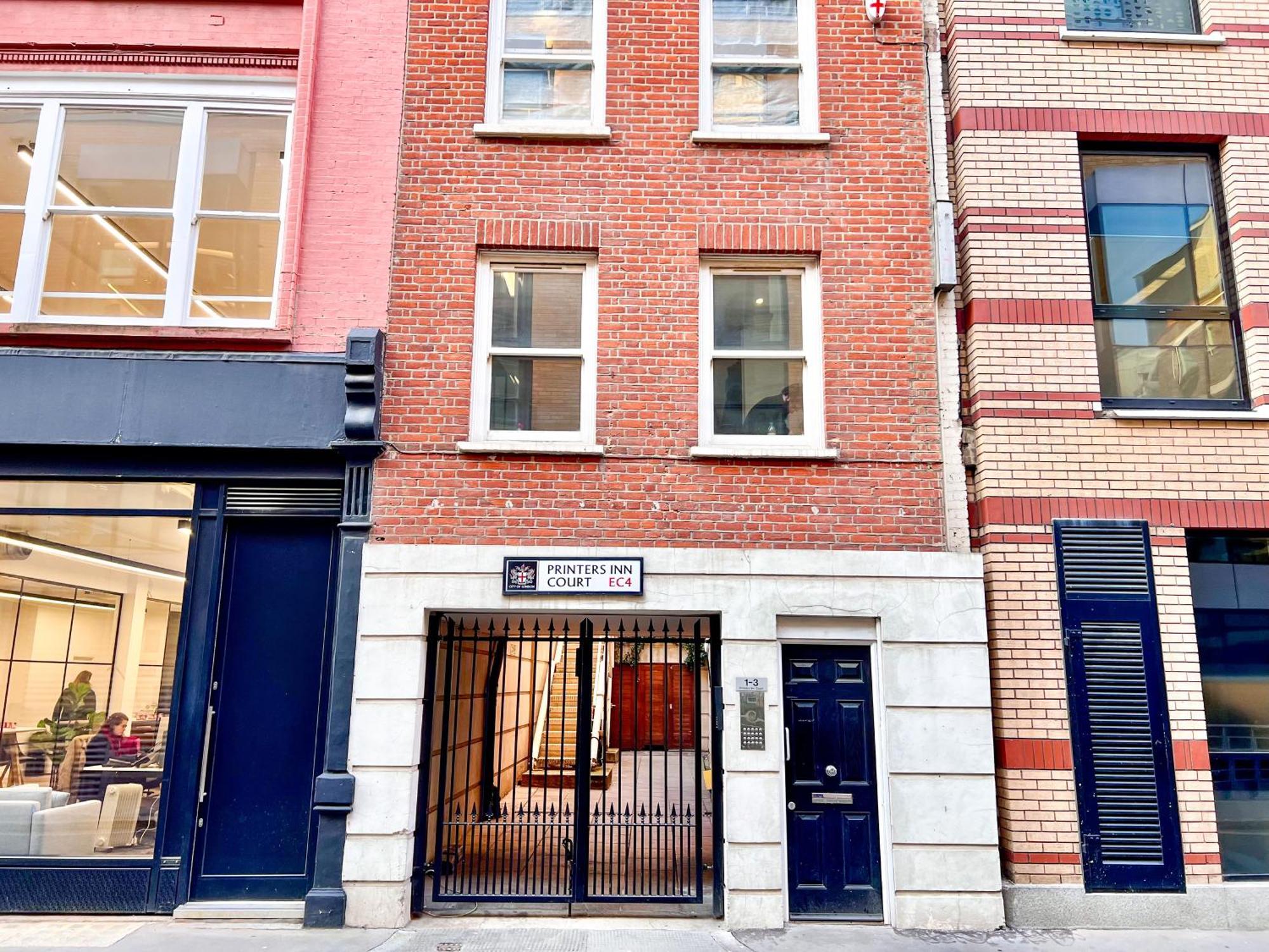 Excellent Entire Between St Pauls Cathedral And Covent Garden Appartement Londres